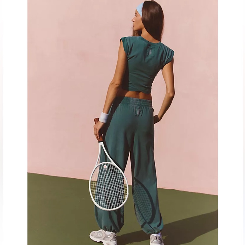 Hot Shot Crossover Set
FPM
Color - Evergreen 
NWOT - Picture 5 of 6